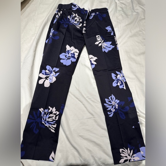 💃🏿LIKE AND GET 30% OFF💃🏿 BNWT - BANANA REPUBLIC • Women’s floral Pant - Picture 1 of 6